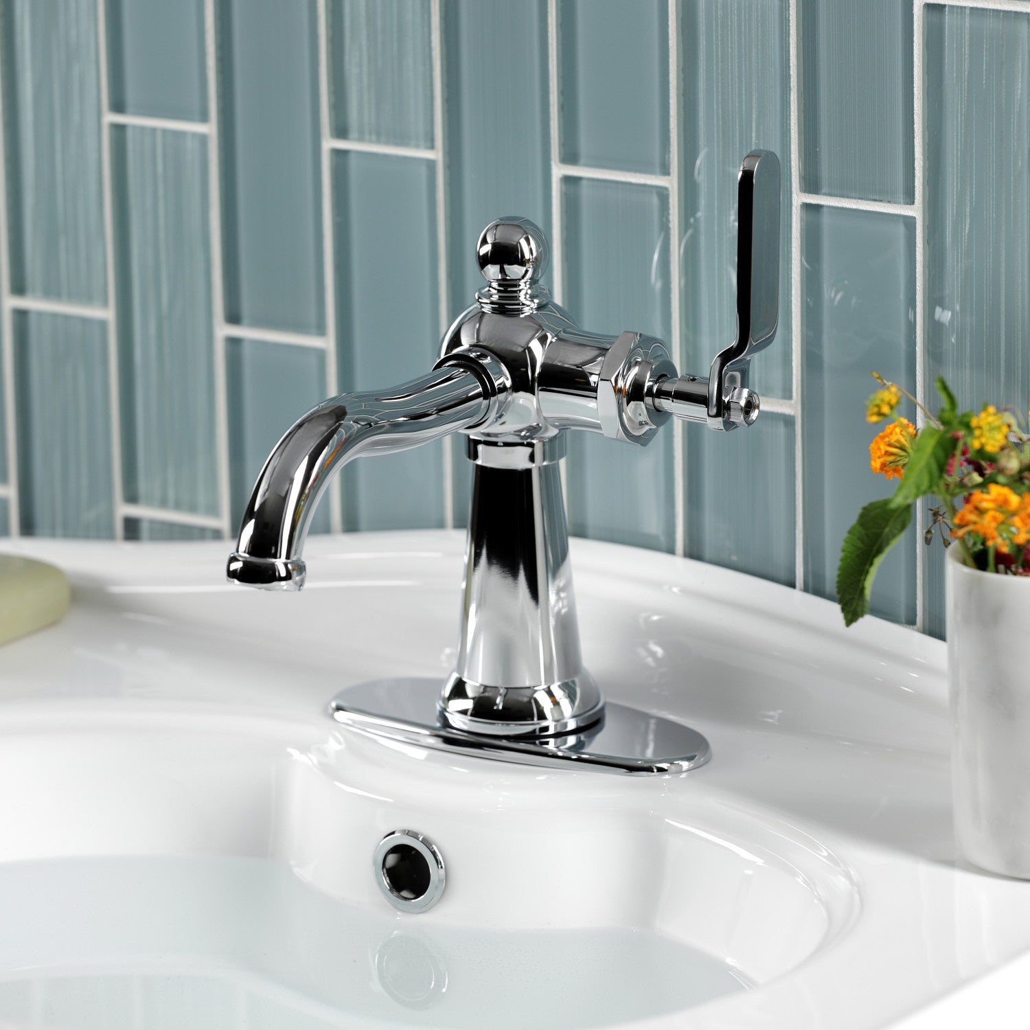 Kingston Tulare KSD3541KL - Knight One-Handle 1-Hole Bathroom Faucet with Deck Plate and Push Pop-Up Drain, Polished Chrome — image 1